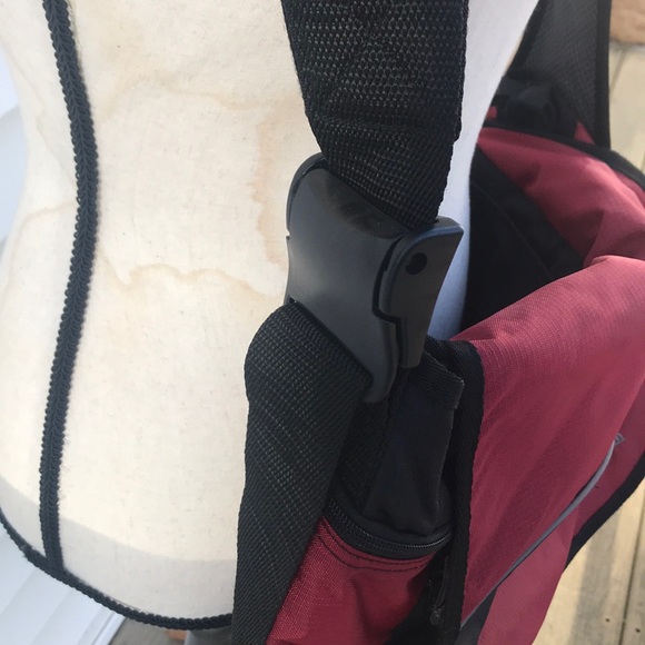 LL Bean cross body bag in excellent condition - Picture 4 of 8